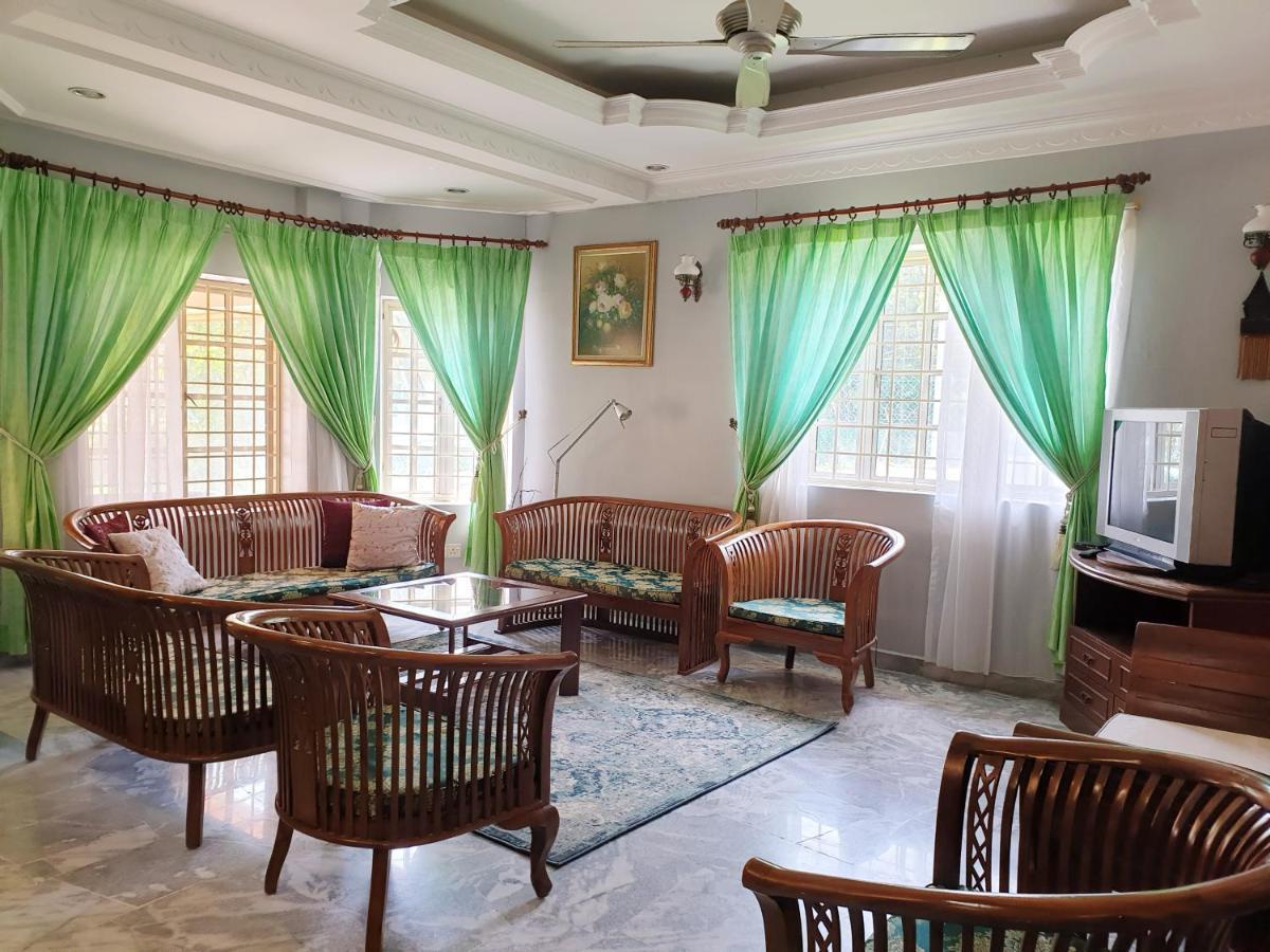 Lavender Impian Homestay Kajang Kültér fotó